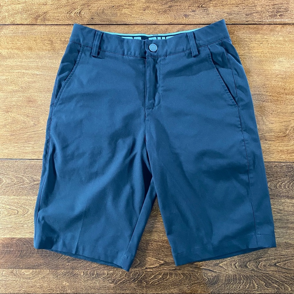 Mens Puma golf shorts black size 28 stretch
